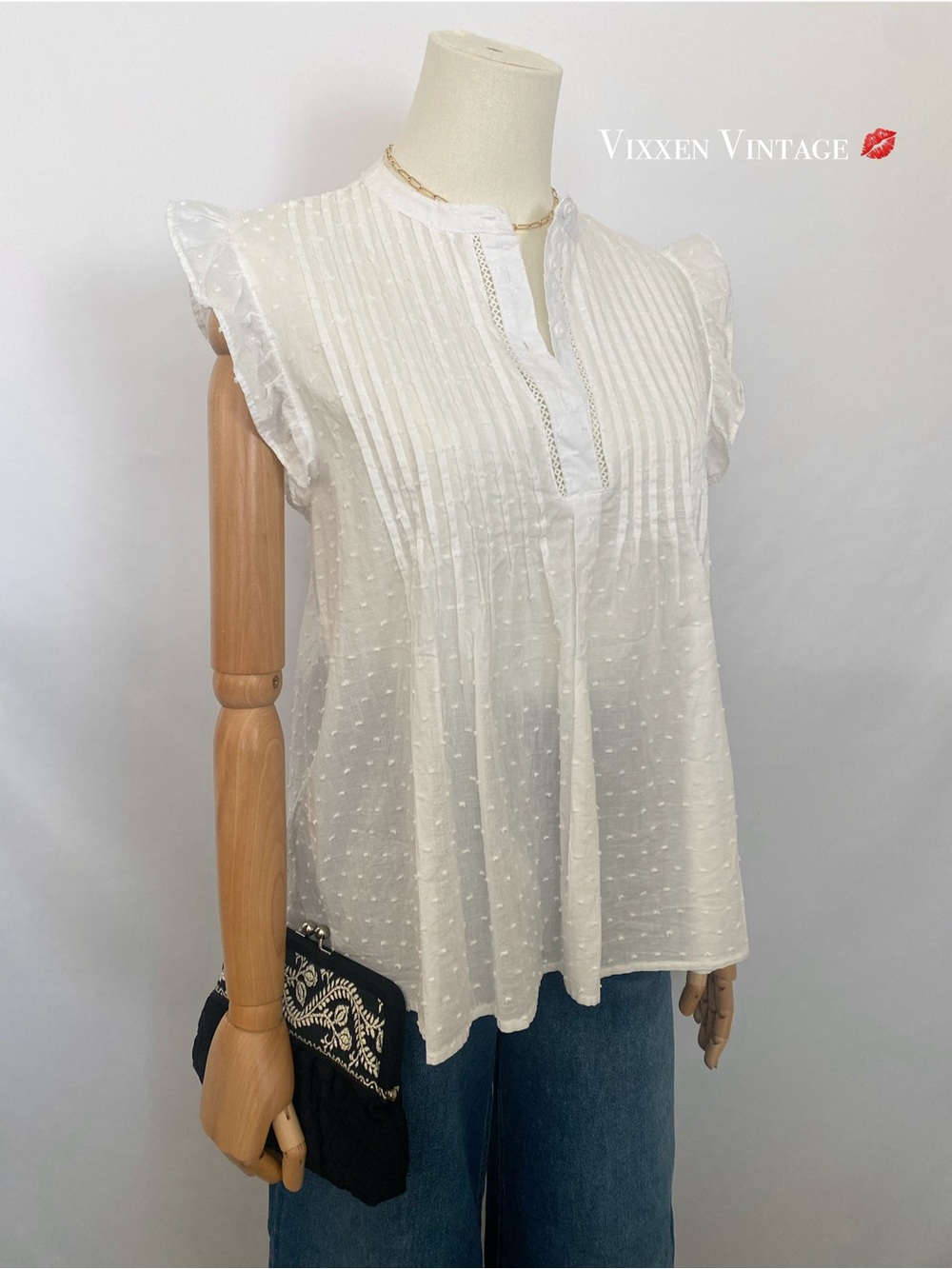 FORGOTTEN GRACE FLUTTER SLEEVE PIN DOT BLOUSE IN WHITE